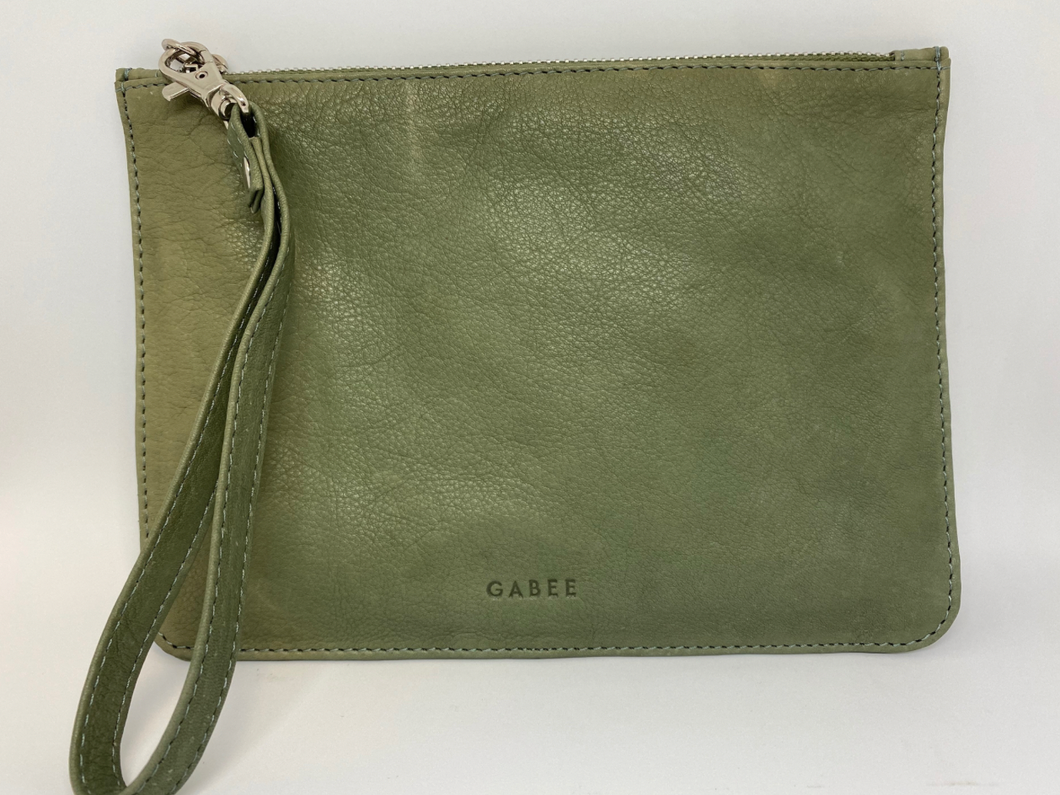 QUEENS POUCH - OLIVE